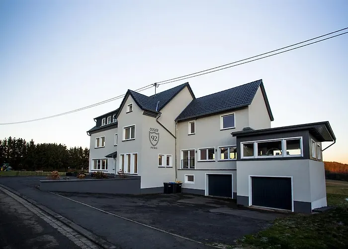 Oliver92 Am Nuerburgring Appartement Meuspath